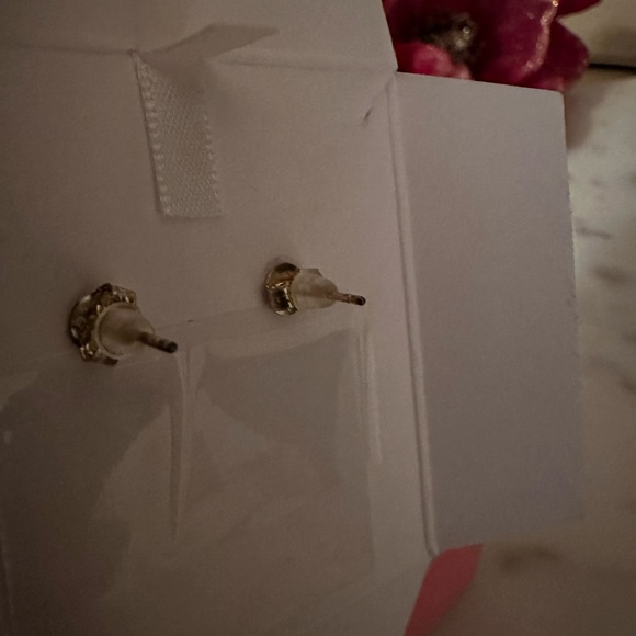 Cross stud earrings NEW sterling silver & GP - Picture 4 of 5